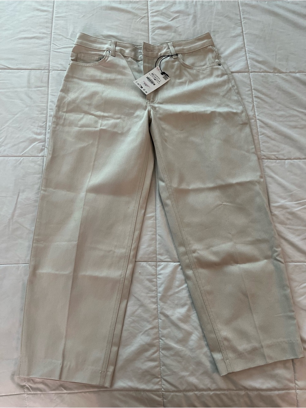 Zara High-Rise Straight Leg Taper Jeans in Cream